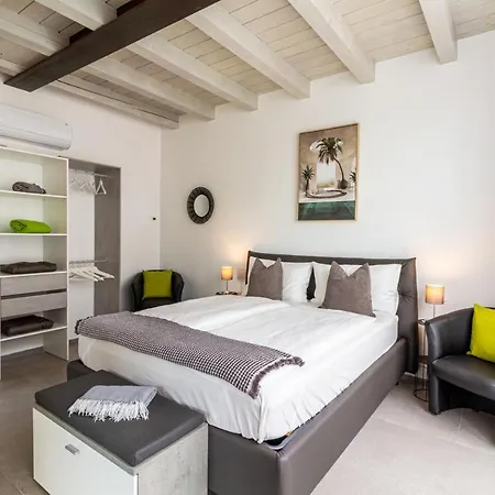 Casa Cadalora Апартаменты *